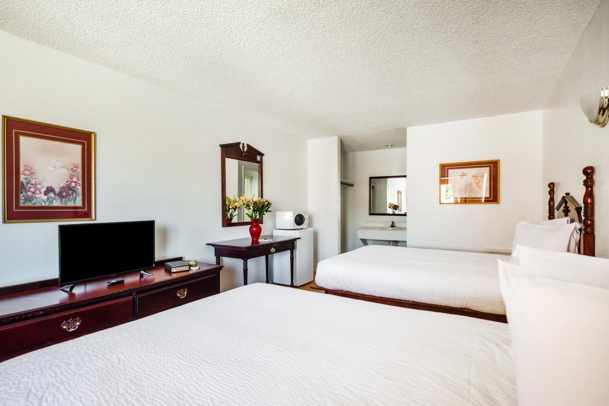 Oyo Hotel Groesbeck Exterior photo